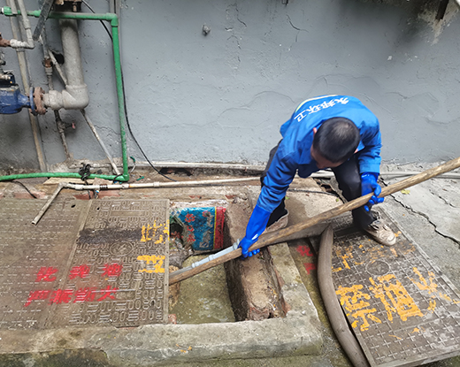 德城清掏化粪池