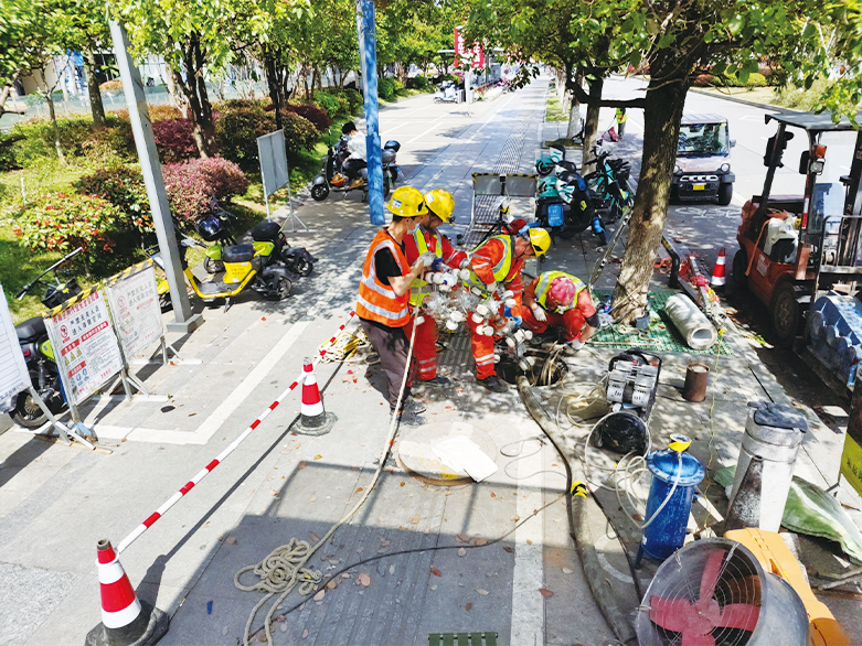  德城UV-CIPP紫外光固化修复